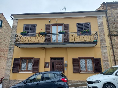 Foto Casa indipendente in Via XX Settembre 176, Tortoreto Centro di 150 m²