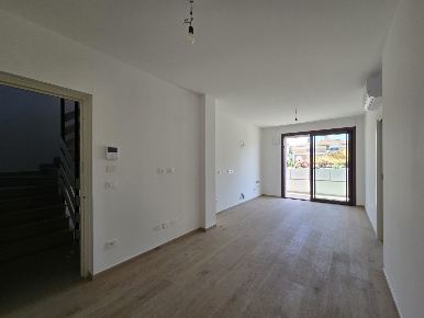 Foto Appartamento in Via Carducci 118, Tortoreto Tortoreto Lido di 78 m²