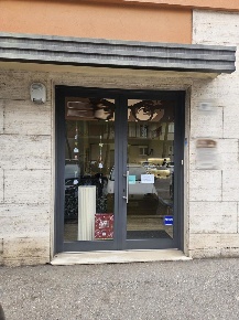 Foto Negozio in Via magellano 11, Verona Borgo Nuovo - Navigatori di 45 m²