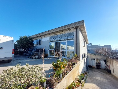 Foto Capannone industriale in Via Magellano 4, Sant'Omero di 500 m²