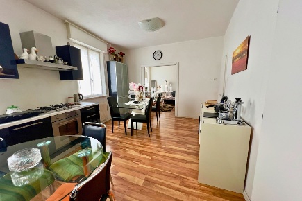 Foto Casa indipendente in Via Sebastiani 9, Dro Centro di 180 m² in vendita