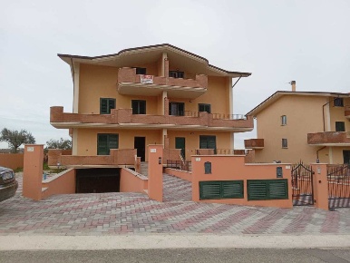Foto Villa a schiera in Via della Madonna 0, Campli di 406 m² in vendita