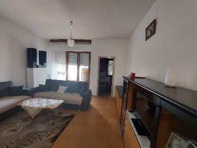 Foto Appartamento in Via Piane snc, Montorio al Vomano Centro di 100 m²