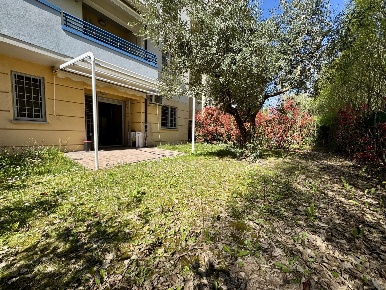 Foto Appartamento in Via Francesco Cilea 56, Casalecchio di Reno di 74 m²