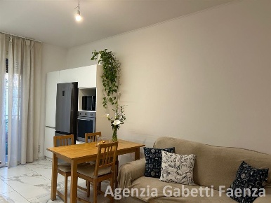 Foto Appartamento a Faenza di 90 m² con 3 locali in vendita