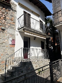 Foto Appartamento in Via Garibaldi, Cuasso al Monte Borgnana di 85 m²