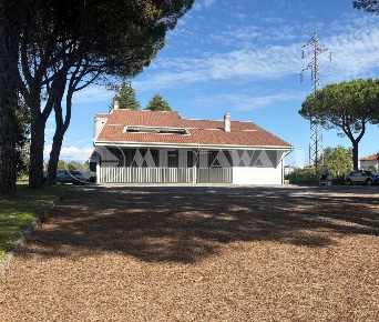 Foto Villa unifamiliare in Via San Daniele 2, Pordenone Torre di 392 m²