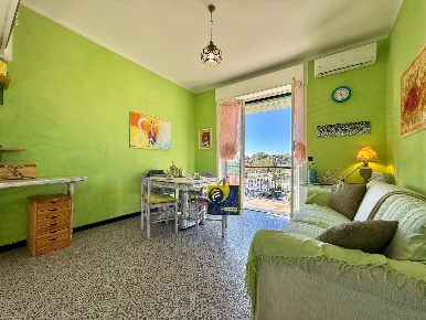 Foto Appartamento in Via Privata Mimose, Pietra Ligure di 56 m² in vendita