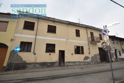 Foto Casa indipendente in Via Garibaldi, Palestro Centro di 150 m²