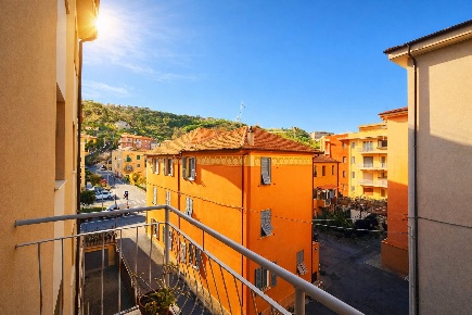 Foto Appartamento in Via Abba, Finale Ligure Centro di 80 m² con 4 locali