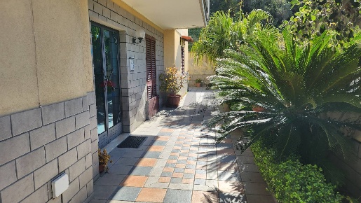 Foto Appartamento in Via Longano 37, Barcellona Pozzo di Gotto Centro