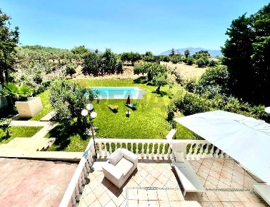 Foto Villa unifamiliare in Contrada Settepani snc, Balestrate di 400 m²