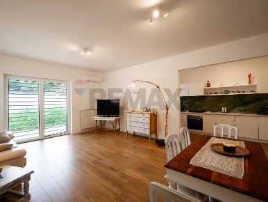 Foto Villa unifamiliare in Via Luisi 29, Bari Santo Spirito di 273 m²
