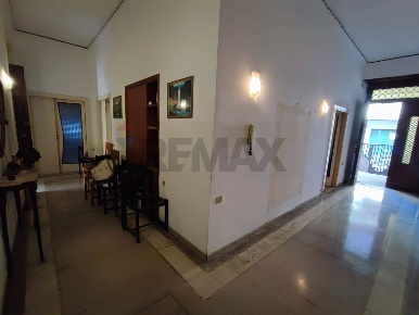 Foto Ufficio in Via Giuseppe Verdi 36, Marcianise di 180 m² con 4 locali