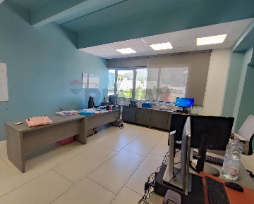 Foto Ufficio in Via Boscofangone snc, Nola Cis di 25 m² con 1 locali