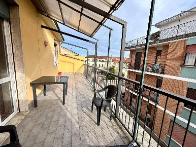 Foto Appartamento a Alessandria Piazza Garibaldi di 77 m² con 3 locali