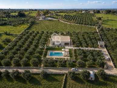 Foto Terreno agricolo in contrada chiobbica snc, Ostuni di 9519 m²