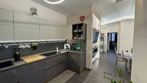 Foto Appartamento in quadrelle, Quadrelle di 91 m² con 3 locali in vendita