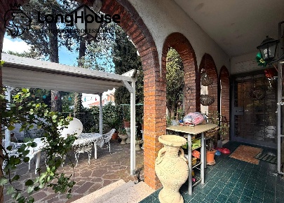 Foto Villa unifamiliare in via olivella 108, Albano Laziale Centro