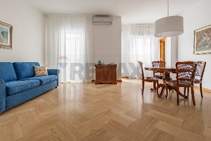 Foto Appartamento in Via Amendola 34, Bari Japigia di 109 m² con 4 locali