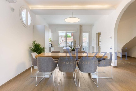 Foto Appartamento in via idone, Forte dei Marmi Centro di 200 m² in vendita