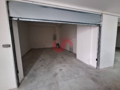 Foto Posti auto in Via Tiengo, Benevento Ponticelli di 28 m² con 1 locali