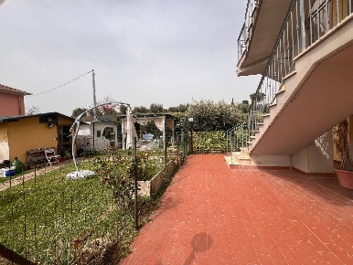 Foto Appartamento a Castellina Marittima di 68 m² con 3 locali in vendita