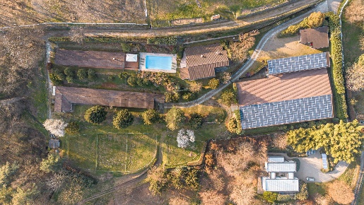 Foto Villa unifamiliare in Via per Meina 11, Nebbiuno Centro di 300 m²