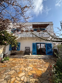 Foto Casa indipendente in Via Tunisi 1a, Calasetta Centro di 216 m²