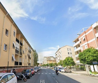 Foto Appartamento in Via Toscana, Livorno Coteto di 96 m² con 4 locali