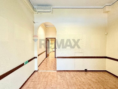 Foto Ufficio in Via Marconi 44, Roncadelle di 79 m² con 2 locali in vendita