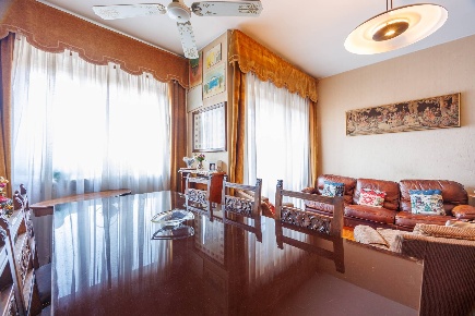 Foto Appartamento in Via Millefonti, Torino Nizza Millefonti di 107 m²