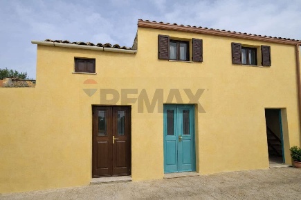 Foto Casa indipendente in Via dello Zaffiro sn, Ispica di 70 m² in vendita