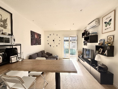 Foto Appartamento in Via Lichtenstein, Laives Centro di 62 m² con 2 locali