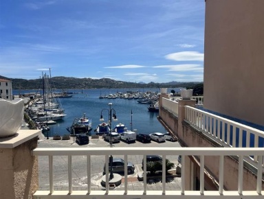 Foto Attico a La Maddalena di 150 m² con 6 locali in vendita