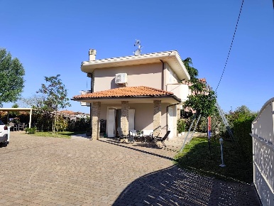 Foto Villa unifamiliare a San Miniato San Miniato Basso di 110 m²