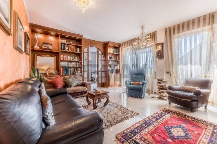 Foto Appartamento in Via Alberto Ascari 170, Roma Roma 70 di 175 m²