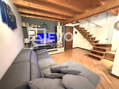 Foto Appartamento in Via Stretta 11, Latisana Centro di 114 m² con 5 locali