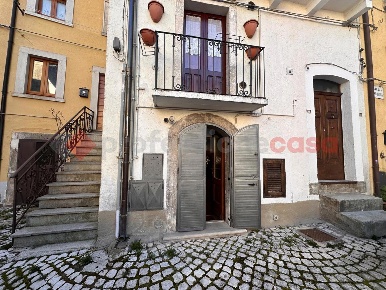 Foto Appartamento in Via Largo Barbottina 10, Pescasseroli di 35 m²