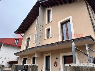 Foto Appartamento in Viale Principe di Napoli 10, Pescasseroli di 95 m²