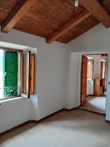 Foto Appartamento a Campiglia Marittima Centro di 95 m² con 4 locali