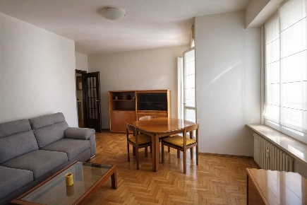 Foto Appartamento in Via Bassi, Sondrio Centro di 130 m² con 6 locali