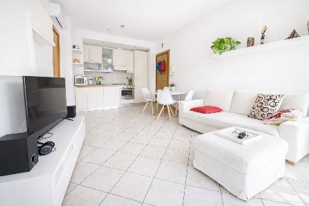 Foto Appartamento a Forlì Vecchiazzano - Ospedale di 78 m² con 4 locali