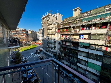 Foto Appartamento in Via Stendhal, Milano Dezza di 95 m² con 2 locali