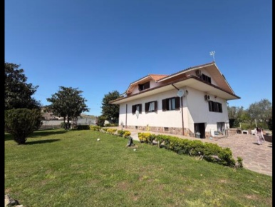Foto Villa singola in Via Trigno 27, Aprilia Campo di Carne - Pantanelle