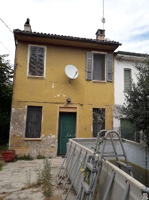 Foto Appartamento a Gambarana Centro di 85 m² con 4 locali in vendita