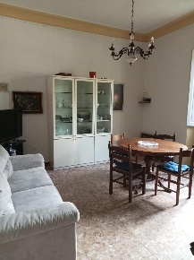 Foto Case indipendenti a Prato Cafaggio - Grignano di 150 m² con 6 locali