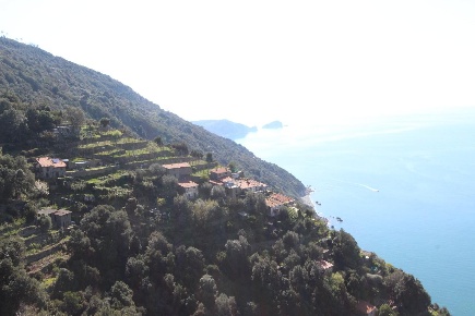 Foto Appartamento a La Spezia Marola - Campiglia di 53 m² con 4 locali