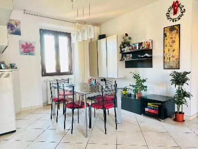 Foto Appartamento a Siena Ruffolo - Taverne d'Arbia di 94 m² con 5 locali