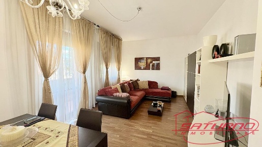Foto Appartamento a Lucca Sant'Anna di 110 m² con 5 locali in vendita